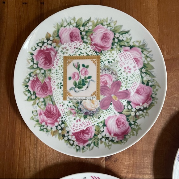 3 Three Gloria Vanderbilt Fond Memories Coquette Tastesetter Sigma 472 8" Plates - Picture 4 of 7